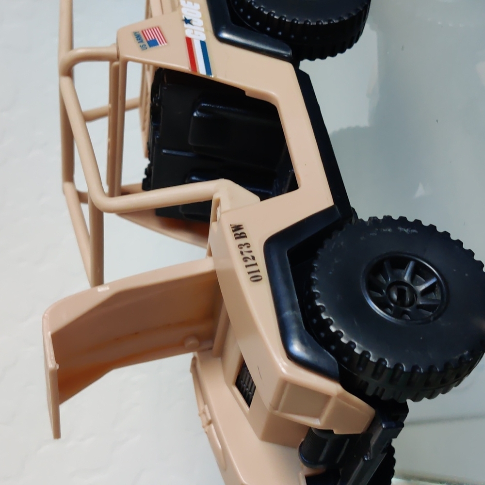 2001 Gi Joe Desert Striker Jeep Vehicle & 2001 GI Joe Action Figure Vintage - Picture 6 of 8